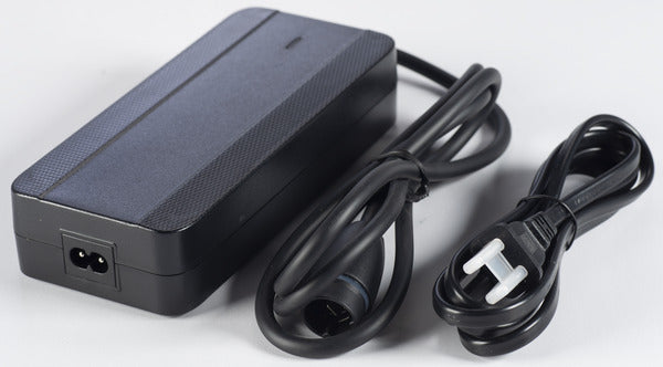 SIMPLO CHARGER 4A NORTH AMERIC