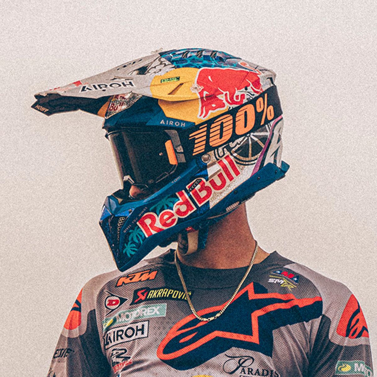 Status Helmet Essential  Blk MD