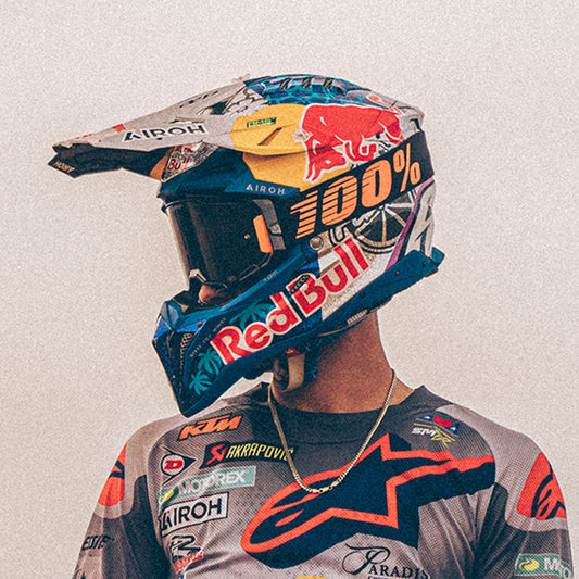 Status Helmet Essential  Blk MD